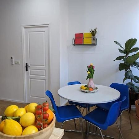 T2 Cosy Avec Terrasse Et Parking Apartment Marseille Luaran gambar
