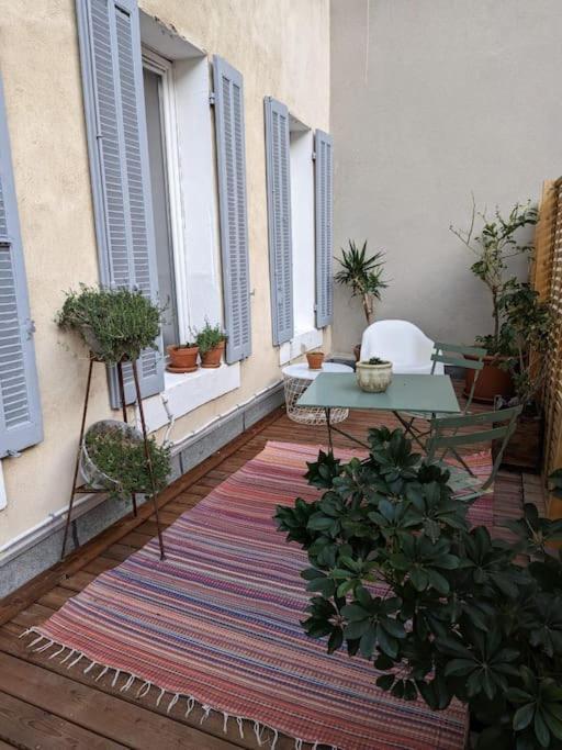 T2 Cosy Avec Terrasse Et Parking Apartment Marseille Luaran gambar