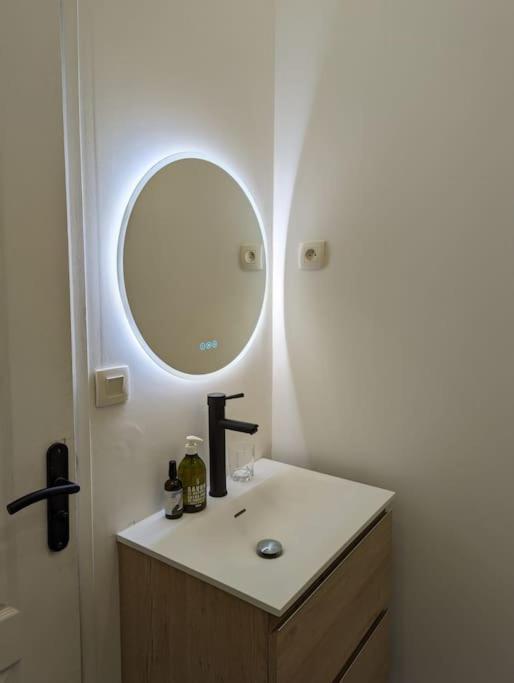 T2 Cosy Avec Terrasse Et Parking Apartment Marseille Luaran gambar